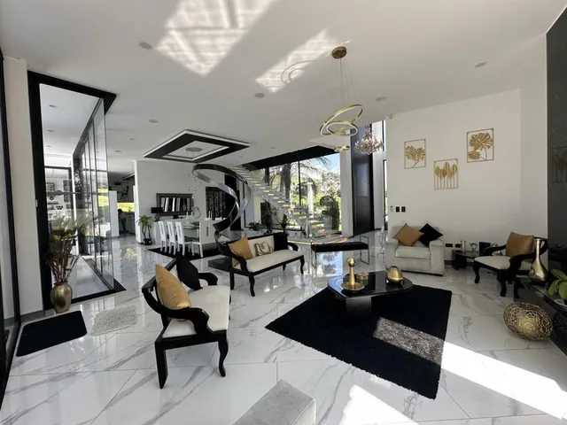Casa en Venta Urbanizaciòn Puembo 600 Mtrs Construcciòn Piscina Lote 1100, Ascensor — imagen 4