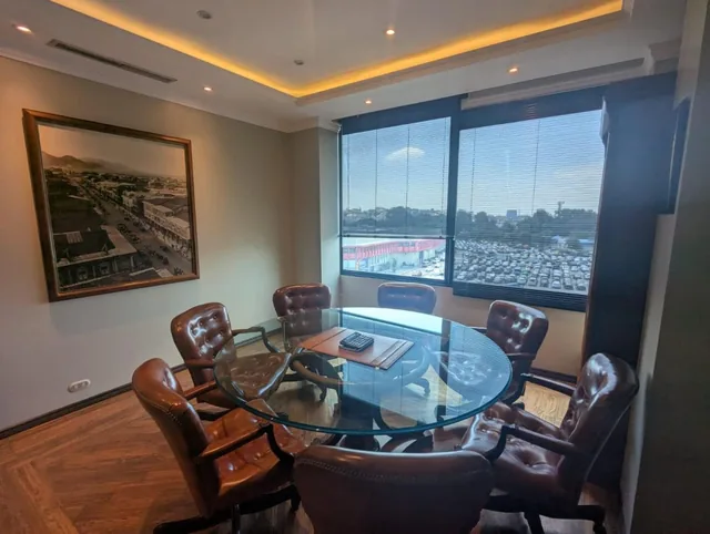 Espectacular Oficina de Venta en La Av Carlos Julio Arosemena, Guayas — imagen 2