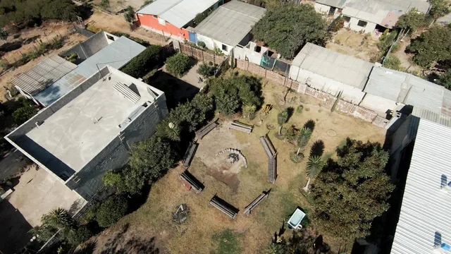 Terreno 300 m² Norte de Quito, Urb. Mastodontes — imagen 3