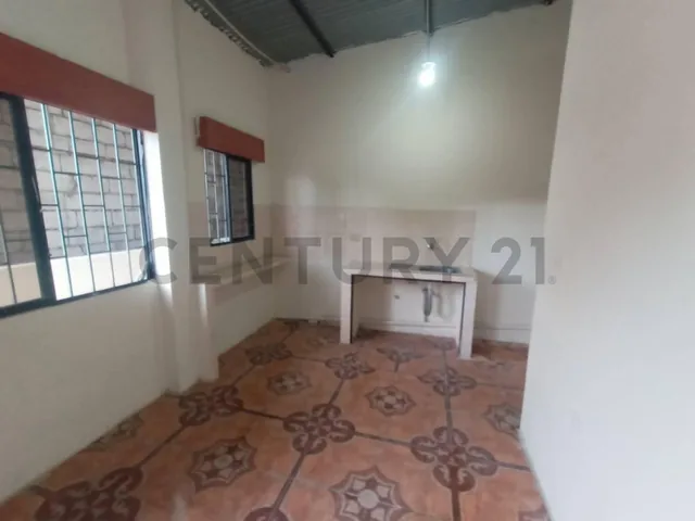 Vendo Casa Rentera Coop. Juan Montalvo 7 Departamentos 1% Rentabilidad, Guayas — imagen 5
