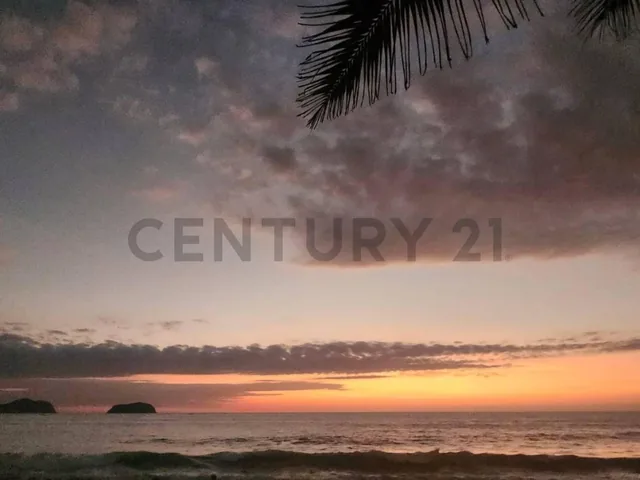 Venta de Propiedad en Puerto Cayo con Excelente Ubicación, Manabí — imagen 3