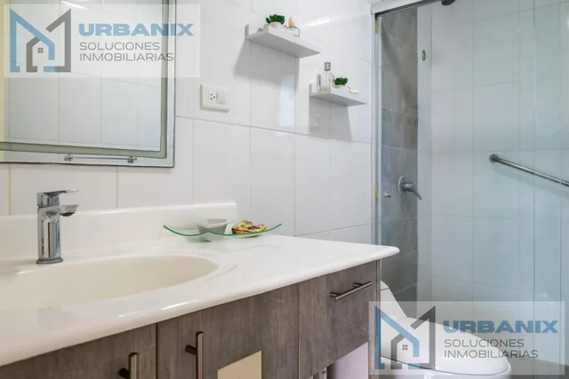 Lista! Amoblada! Casa en Urbanización Playa Escondida - Jama Manabí, Manabí — imagen 4