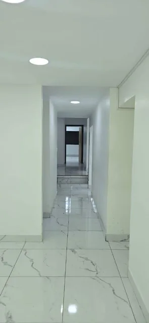 Venta de Casa de 620 m² Para Oficinas Junto Al Colegio Benalcázar — imagen 2