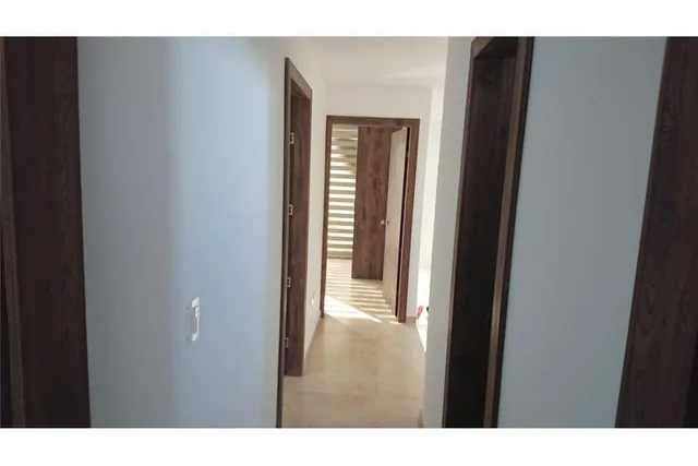Casa en Venta - Ciudadela - Manta, Manabí — imagen 2
