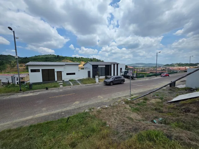 Vendo Terreno Para Condominio en Villa Club, Listos Los Planos, Renders, Para 4 Departamentos, Guayas — imagen 5
