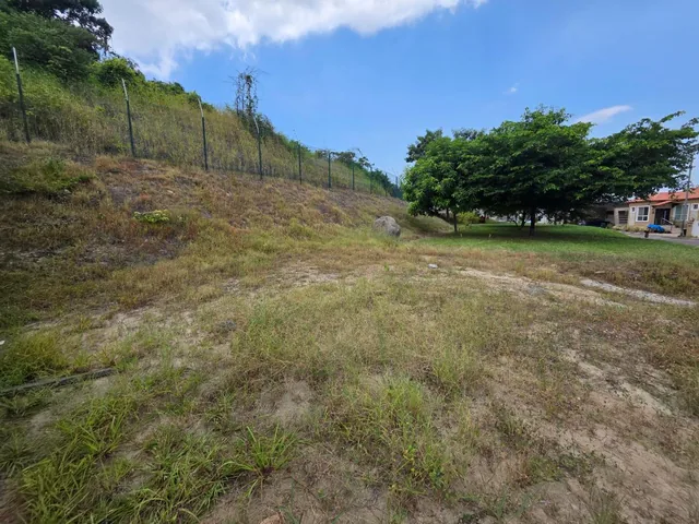 Vendo Terreno Para Condominio en Villa Club, Listos Los Planos, Renders, Para 4 Departamentos, Guayas — imagen 3