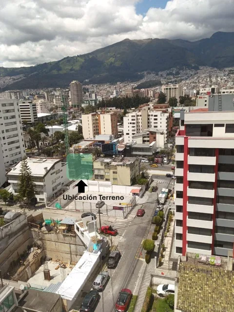 Vendo - Estupendo Terreno - Av 6 de Diciembre — imagen 5