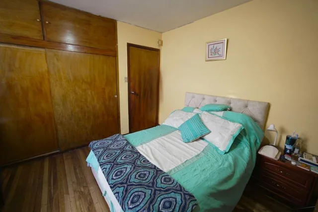 Vendo Casa, Sector Las Casas Bajo, 2 Departamentos, 1 Suite. Provincia de Pichincha — imagen 2