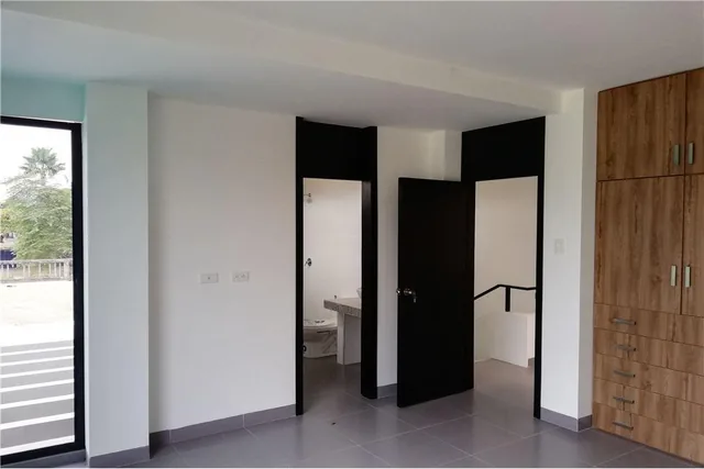 Casa de Venta en Portoviejo Zona Norte Manabi, Manabí — imagen 2