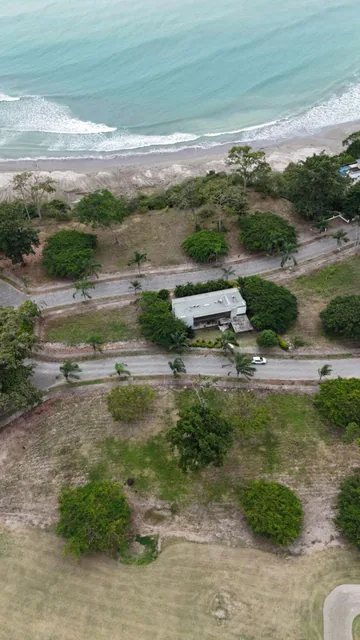 Lote de 968 m² Frente a Cancha de Golf Hoyo 14. Costa Jama Beach & Golf Resort, Manabí — imagen 5
