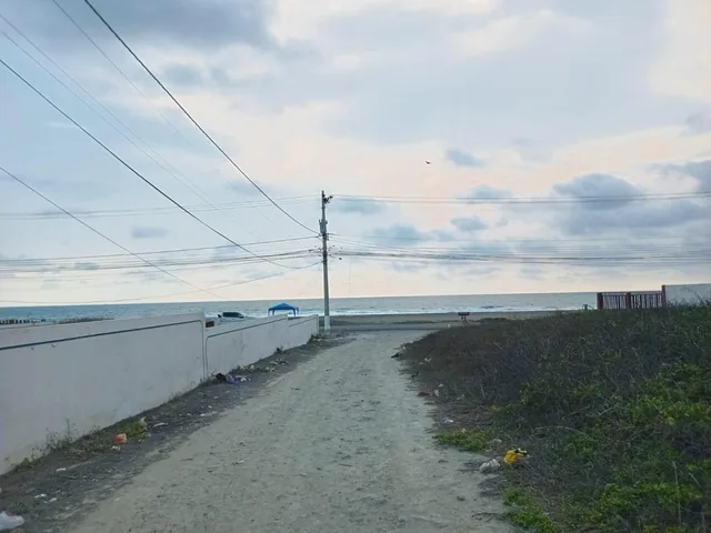 En Venta Terreno Esquinero en Punta Carnero, Salinas a Media Cuadra de La Playa — imagen 3