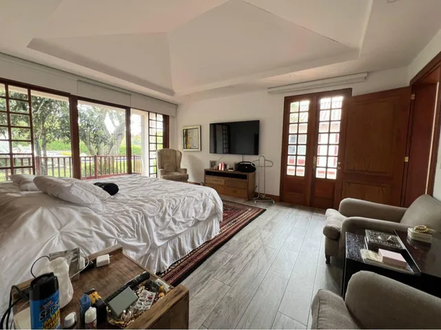 Vendo - Rento Hermosa Casa con Piscina, Urbanización La Viña, Dorm. en Planta Baja! — imagen 5