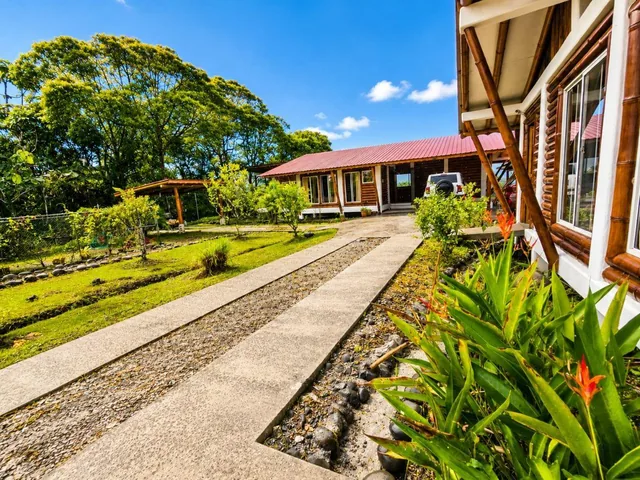 Hermosa Propiedad en Mera, Pastaza — imagen 4