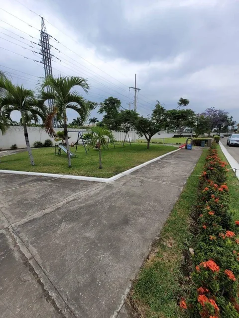 Terreno Residencial en Venta. samborondon - La Castellana Mae. Recalde, Guayas — imagen 3