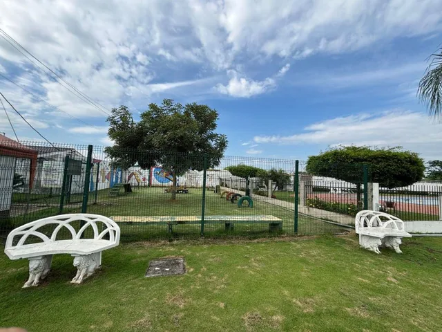 Casa en Venta Urbanizacion San Antonio - Lcorrea, Guayas — imagen 2
