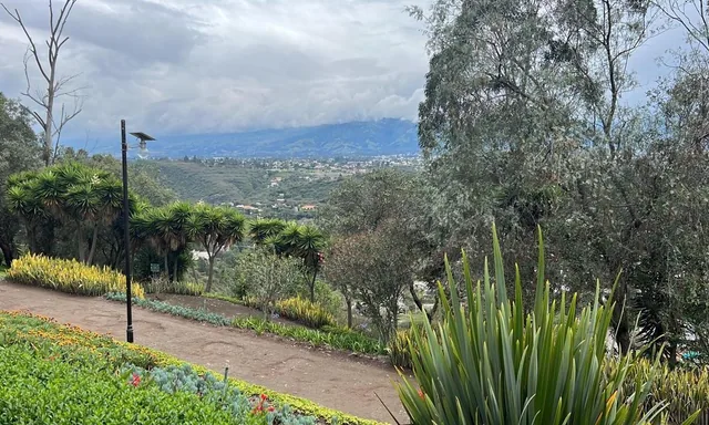 Cumbaya Terreno de Venta en Urbanizacion Exclusiva — imagen 4